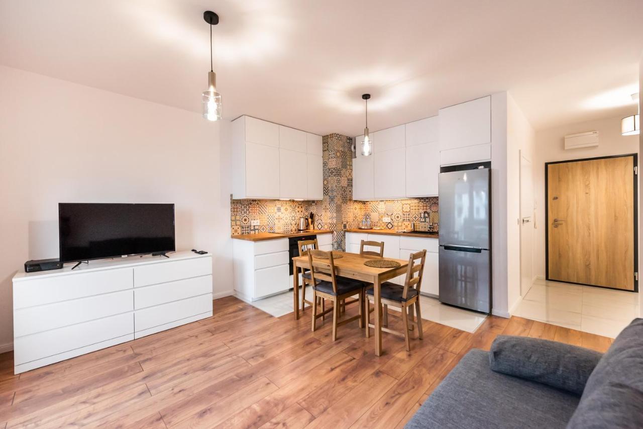 ורשה Saska Kepa Bright Apartament מראה חיצוני תמונה